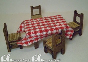 tavolo (piccolo) l cm6 x h cm3.5 x pr. cm4 Con 4 sedie